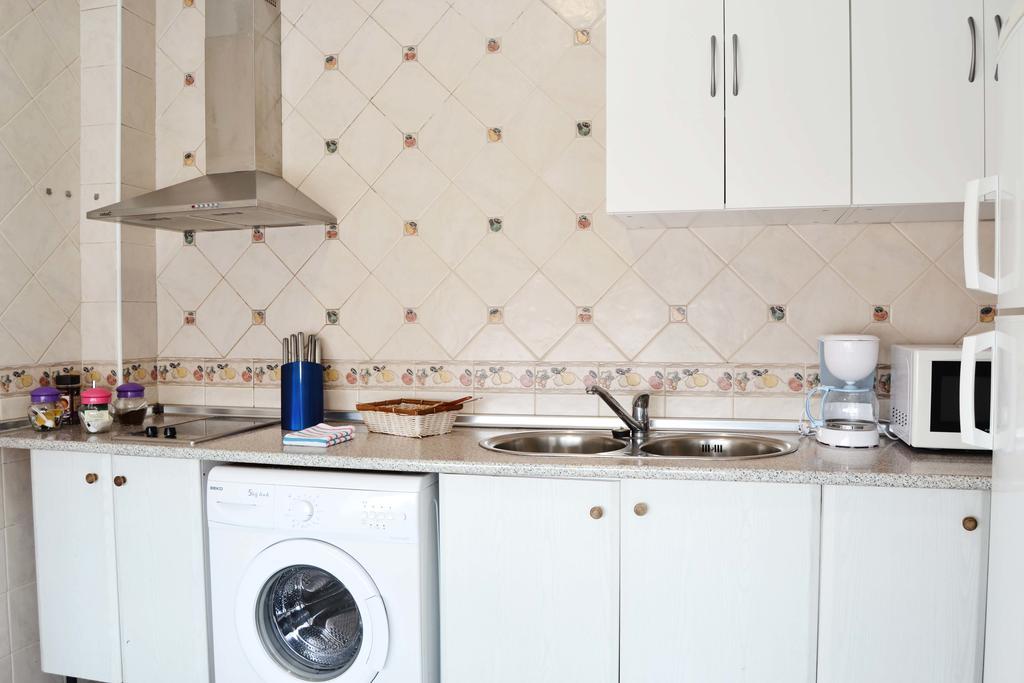 Atico Con Terraza Y Vistas Apartment Malaga Ruang foto