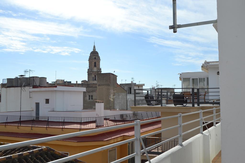 Atico Con Terraza Y Vistas Apartment Malaga Bagian luar foto